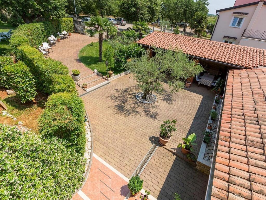 Bed And Breakfast Kolo Adults Only Buzinija Exterior photo
