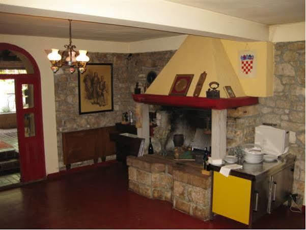 Bed And Breakfast Kolo Adults Only Buzinija Exterior photo